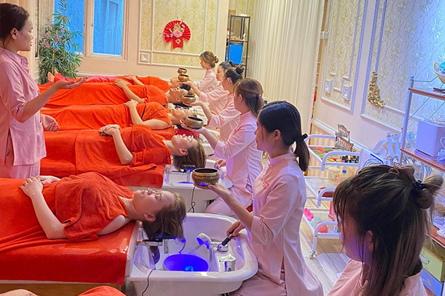 Chăm sóc Tai Hoàng Cung tại Dưỡng Sinh Trung Hoa Tuệ Tĩnh